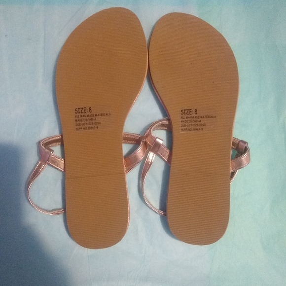 NWOT Mixit Gold Bling Sandals - Size 8 - Picture 4 of 4